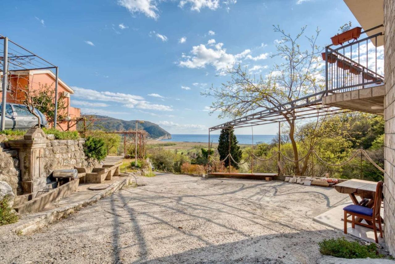 Savovic_Lux Petrovac Exterior foto