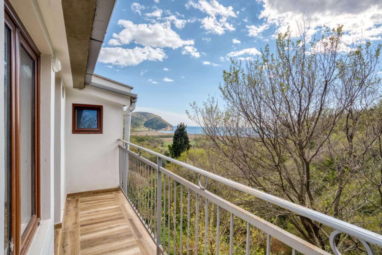 Savovic_Lux Petrovac Exterior foto